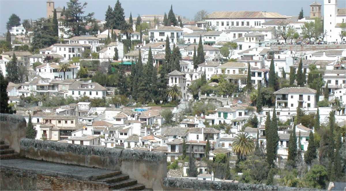 Un paseo por el Albaycín de Granada